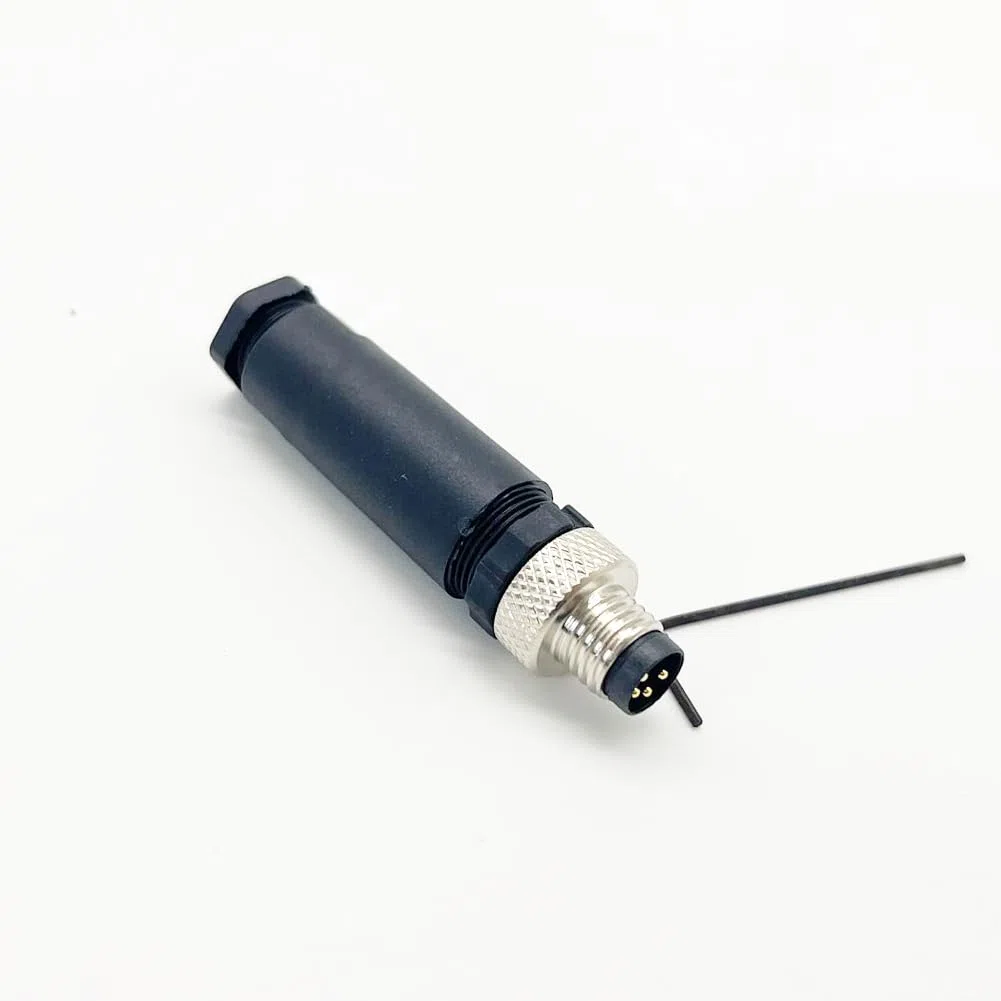 M8 connettore a 4 poli, M8 4 pin maschio installabile in loco 8mm IP67 impermeabile connettore circolare industriale collegamento a vite non schermato per uso esterno 60V 4A AC/DC